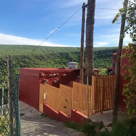 Apartment Studio With Sea View Enclosed Garden And Wifi At Balcon De *